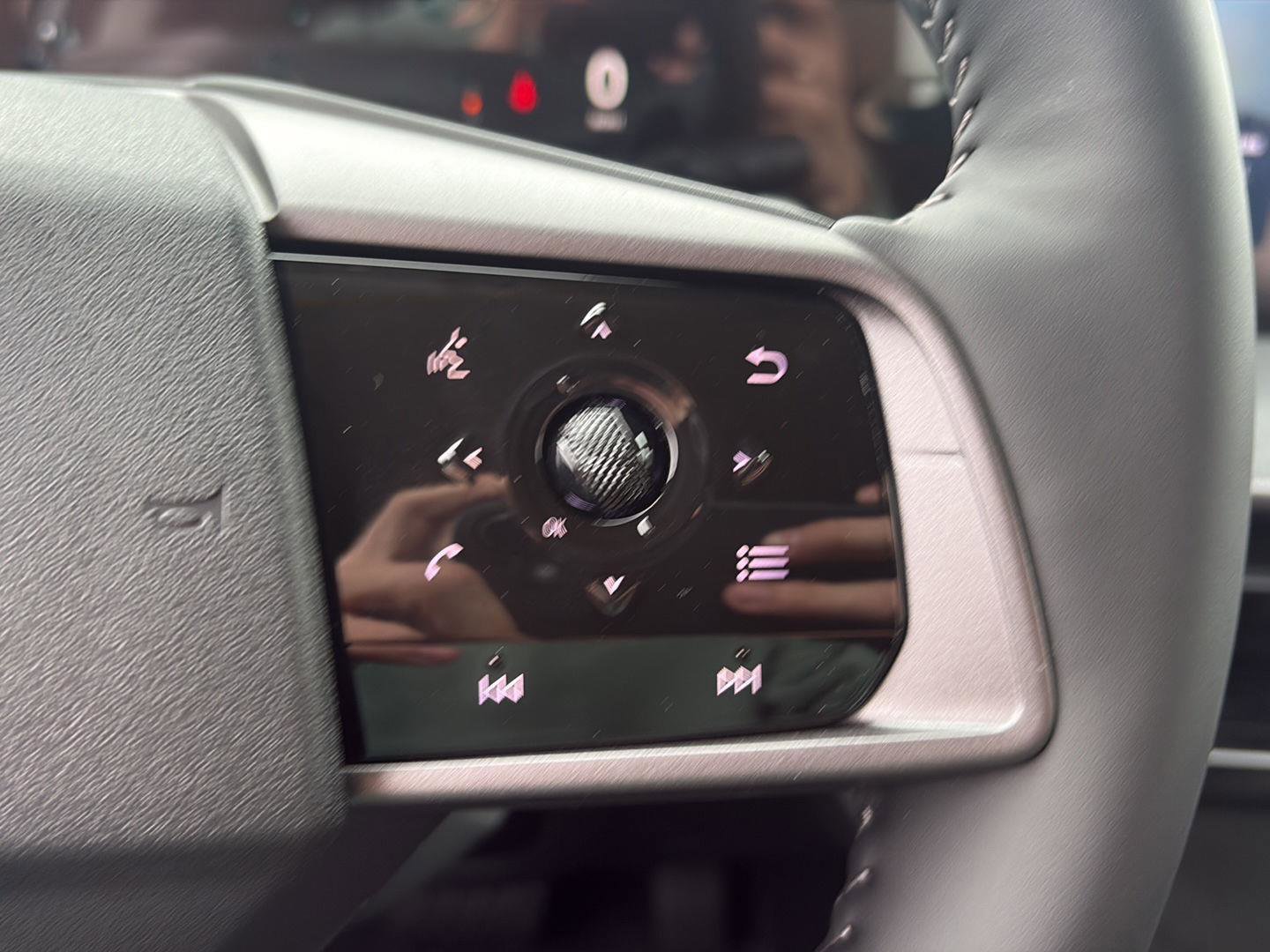 New 2026 Nissan Murano SV AWD/4WD image 24