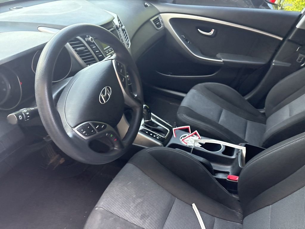 Used 2016 Hyundai Elantra GT FWD image 10