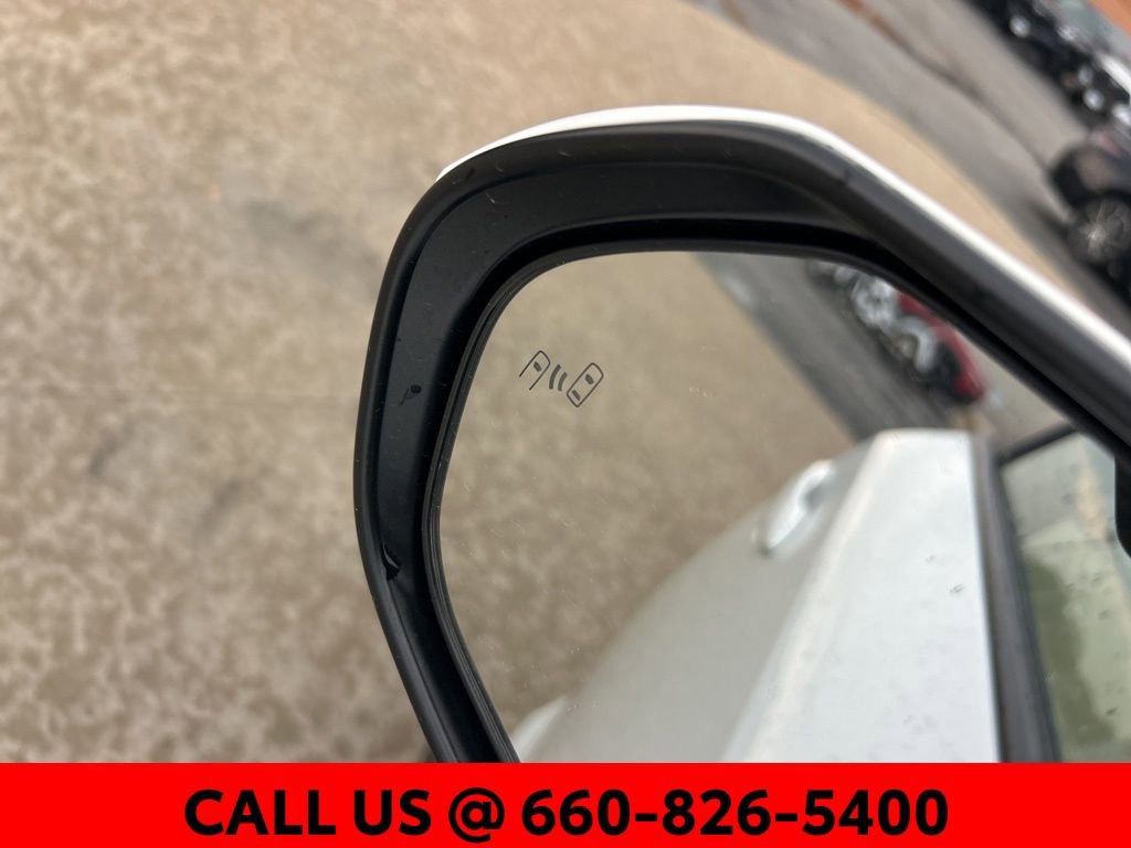 Used 2026 Toyota Corolla LE FWD image 12