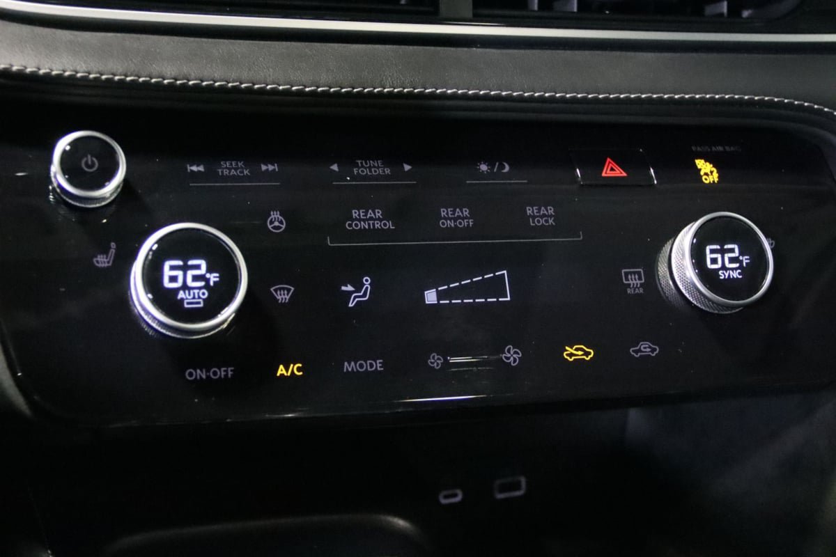 Used 2024 INFINITI QX60 Luxe AWD/4WD image 36