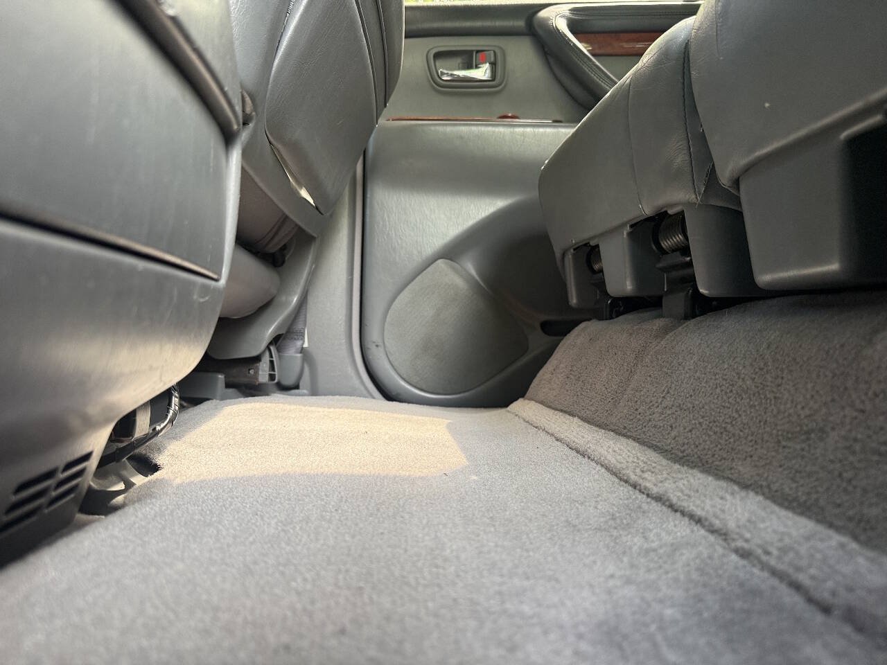 Used 2002 Lexus LX 470 4WD image 49