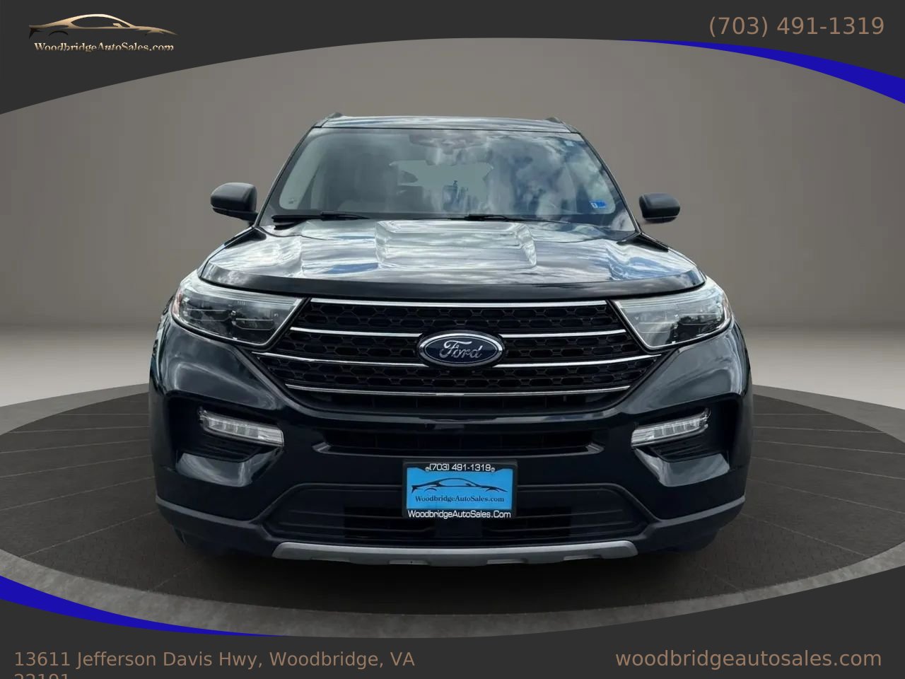 Used 2020 Ford Explorer XLT w/ Equipment Group 202A AWD/4WD image 8