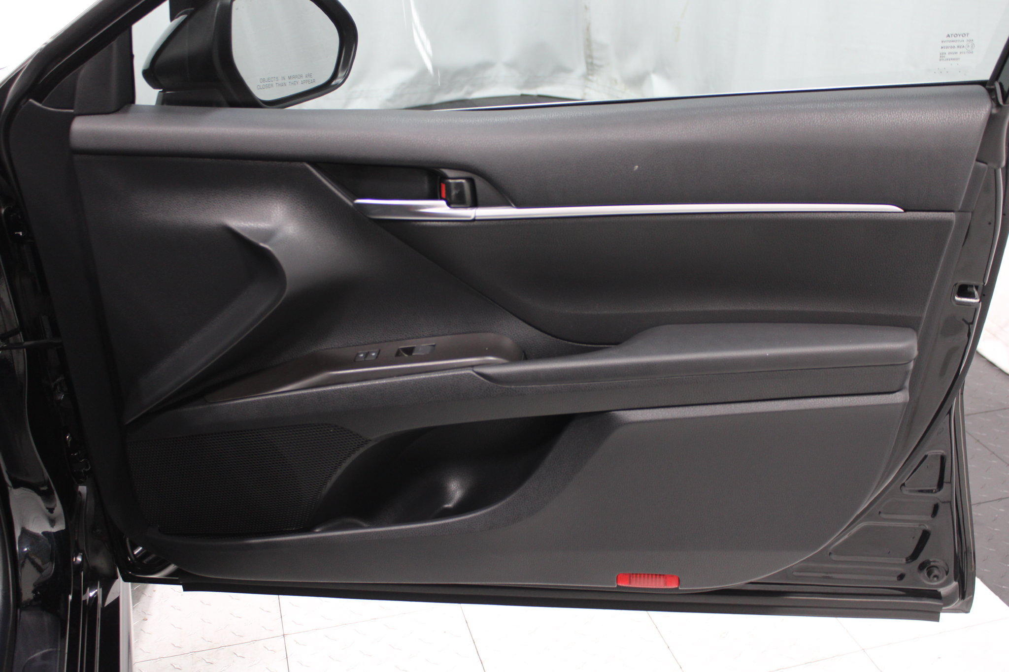 Used 2024 Toyota Camry SE FWD image 24