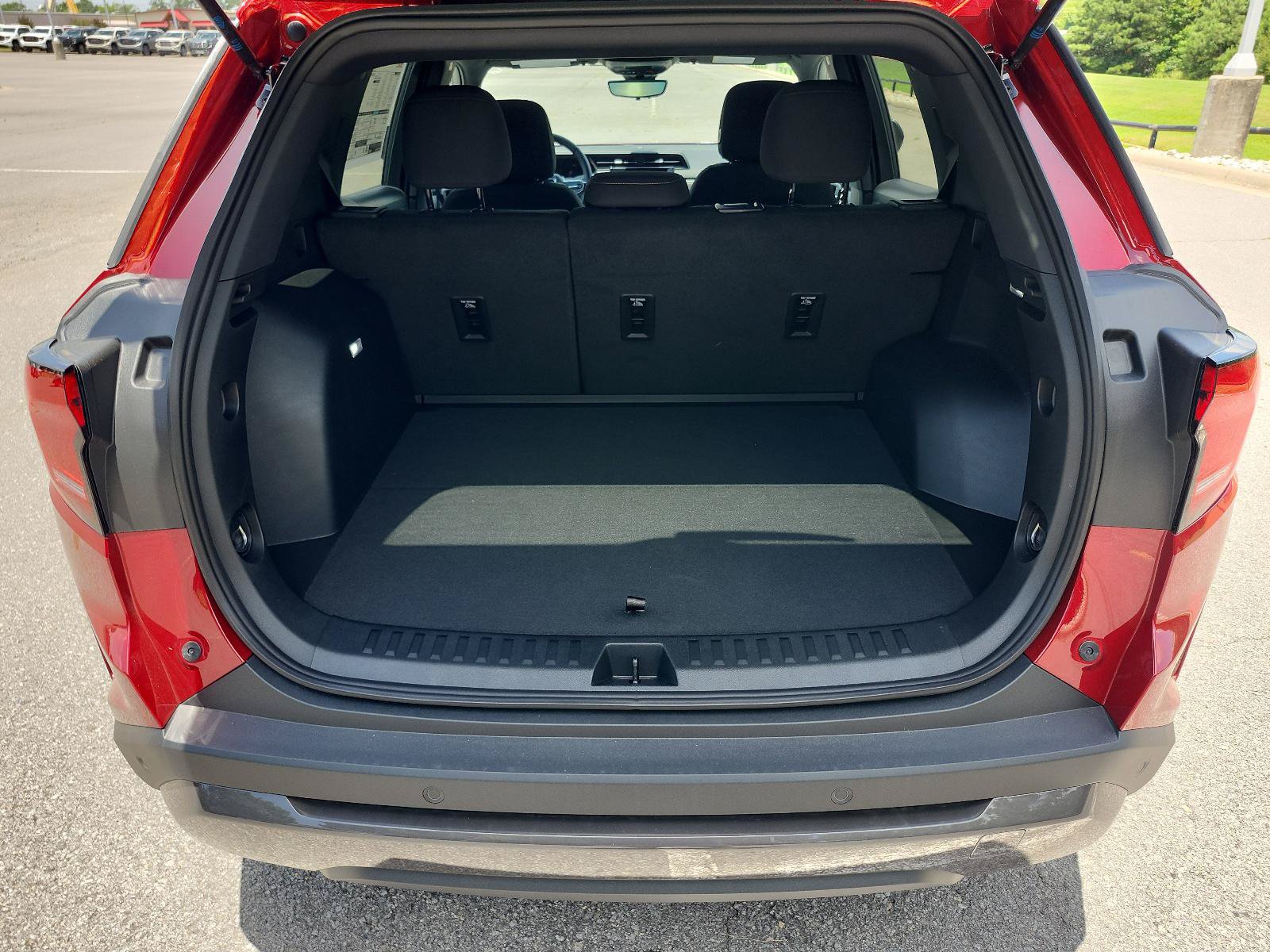 New 2026 GMC Terrain Elevation w/ Technology Package II FWD image 7