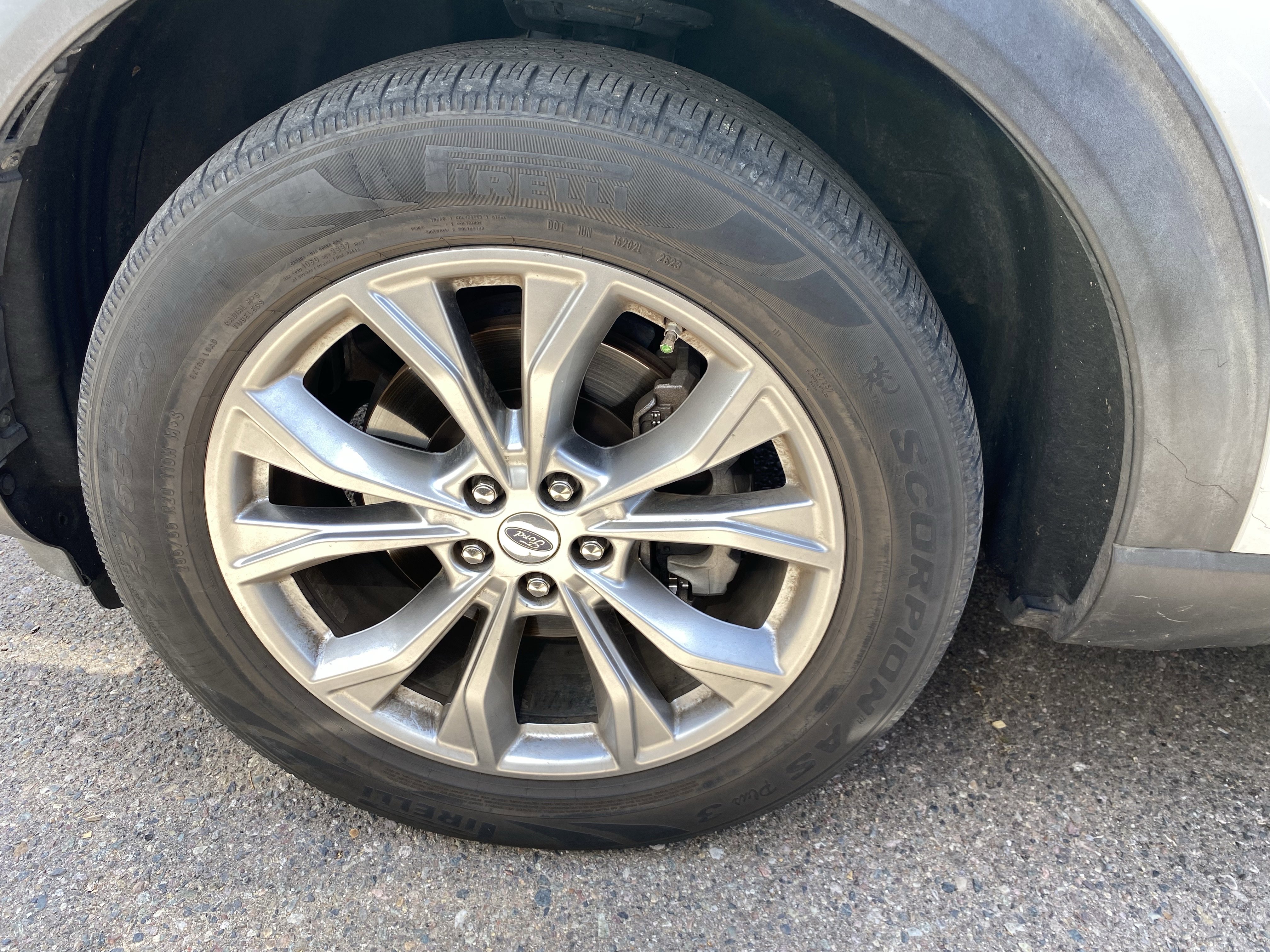 Used 2020 Ford Explorer Limited AWD/4WD image 7