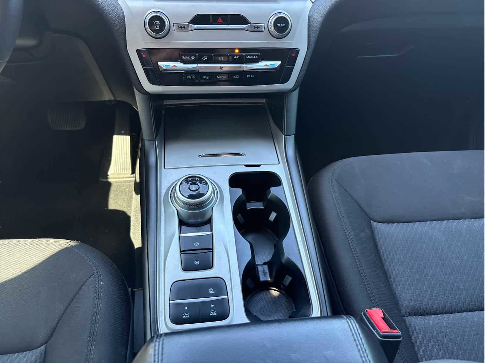 Used 2023 Ford Explorer XLT image 22