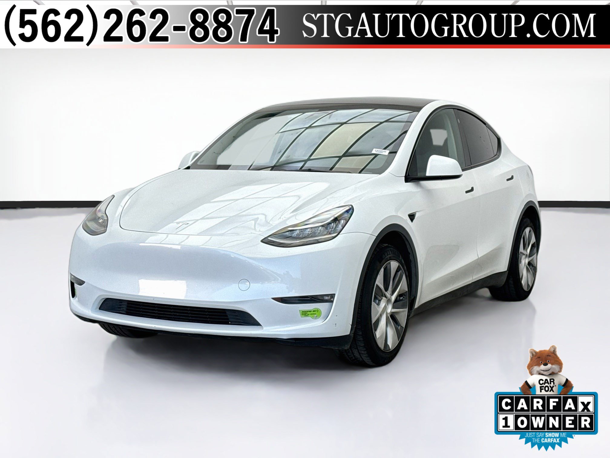 Used 2023 Tesla Model Y Long Range AWD/4WD image 1