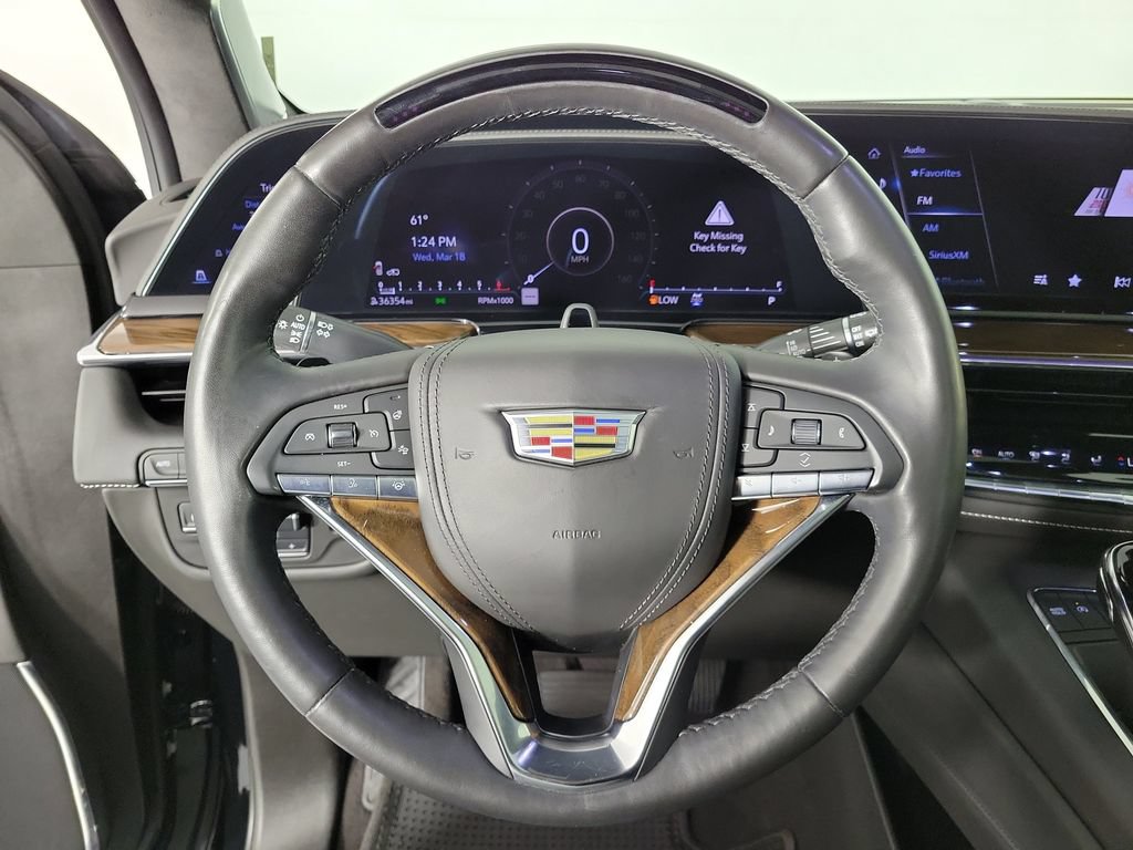 Used 2023 Cadillac Escalade ESV Premium Luxury Platinum AWD/4WD image 22