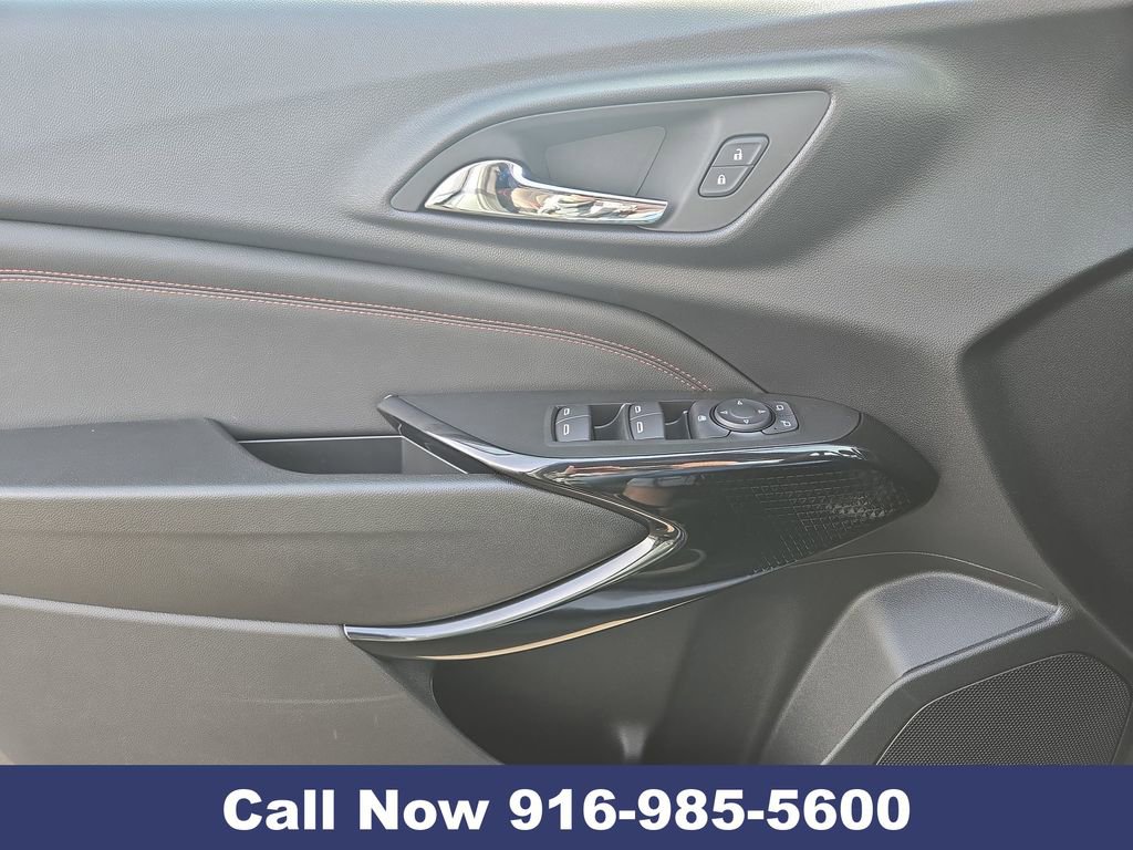 New 2026 Chevrolet Trax RS w/ Sunroof Package image 26