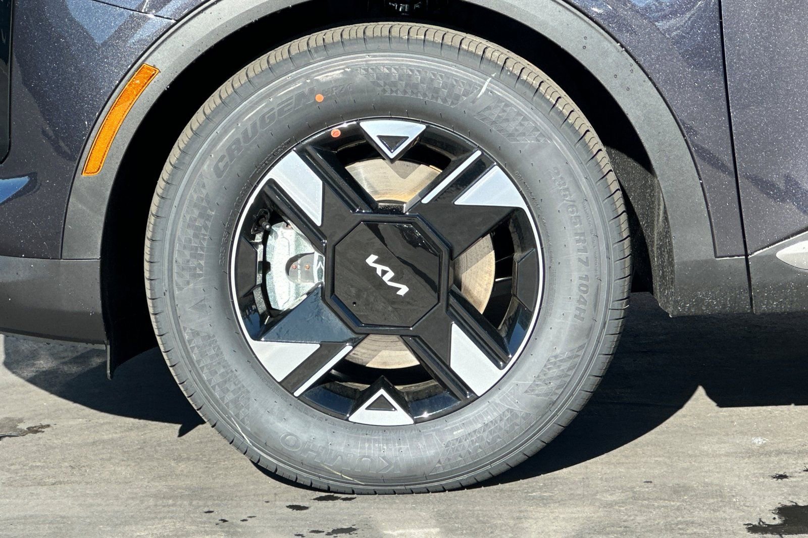 New 2026 Kia Sportage LX image 25