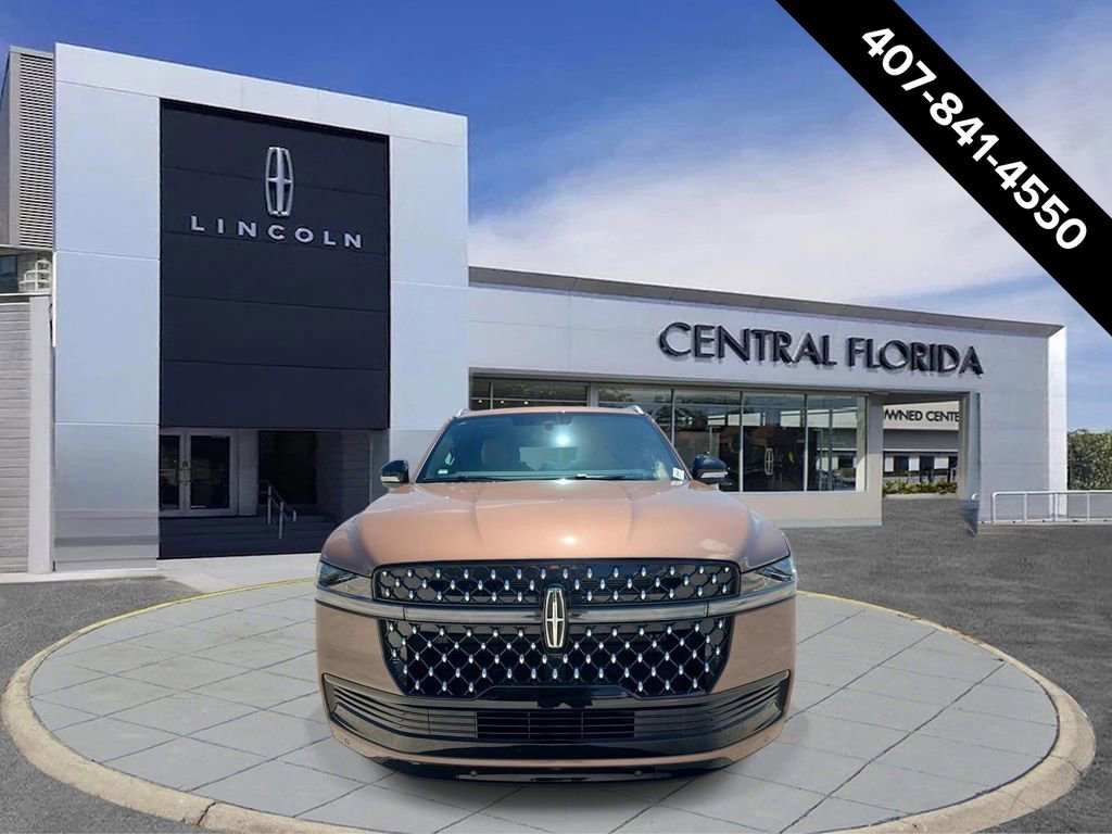 New 2026 Lincoln Navigator Black Label AWD/4WD image 2