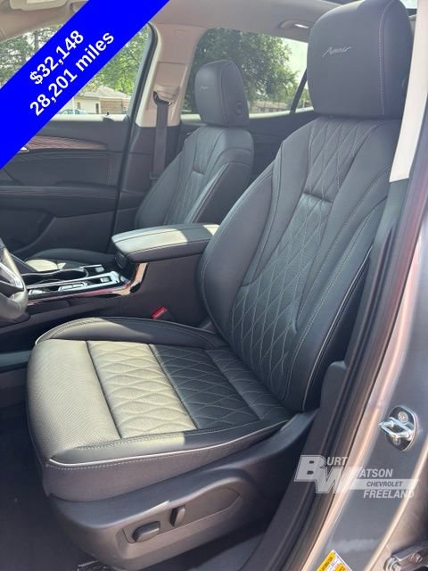 Used 2023 Buick Envision Avenir AWD/4WD image 12
