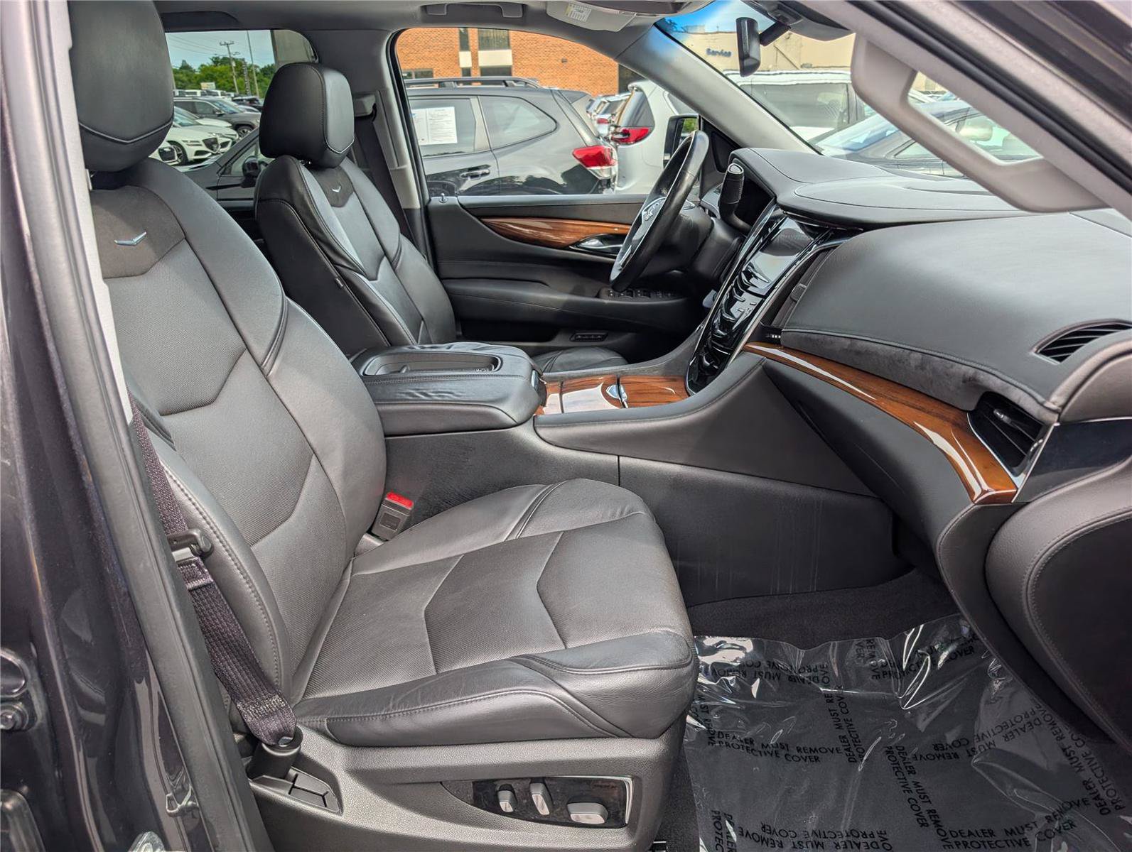 Used 2016 Cadillac Escalade ESV Premium AWD/4WD image 12