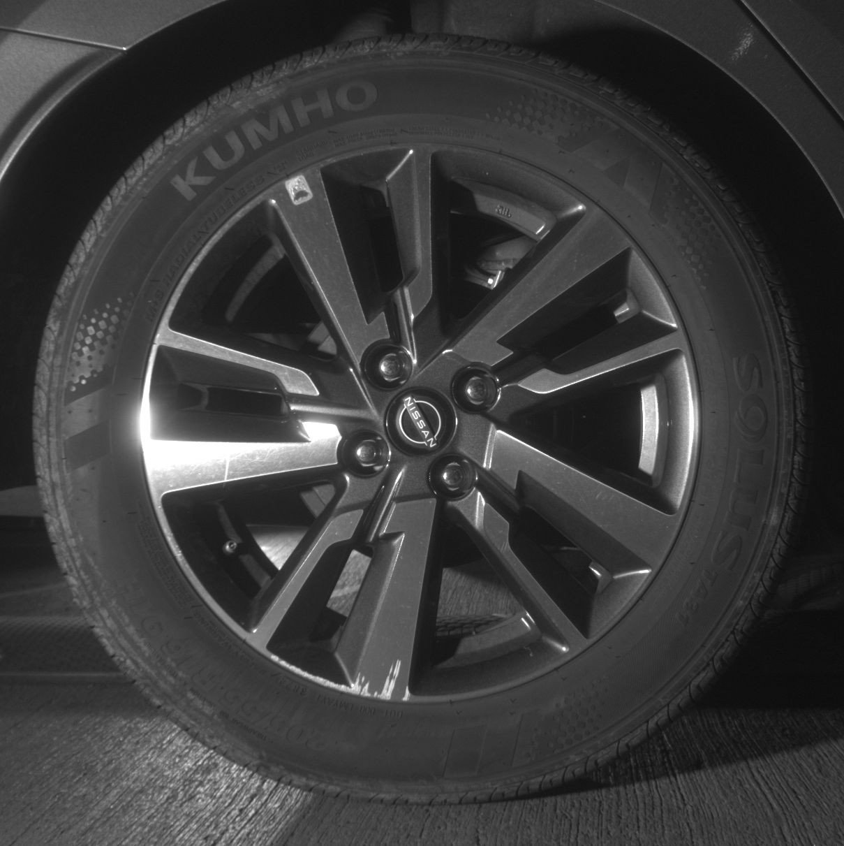 Used 2025 Nissan Versa SV FWD image 15