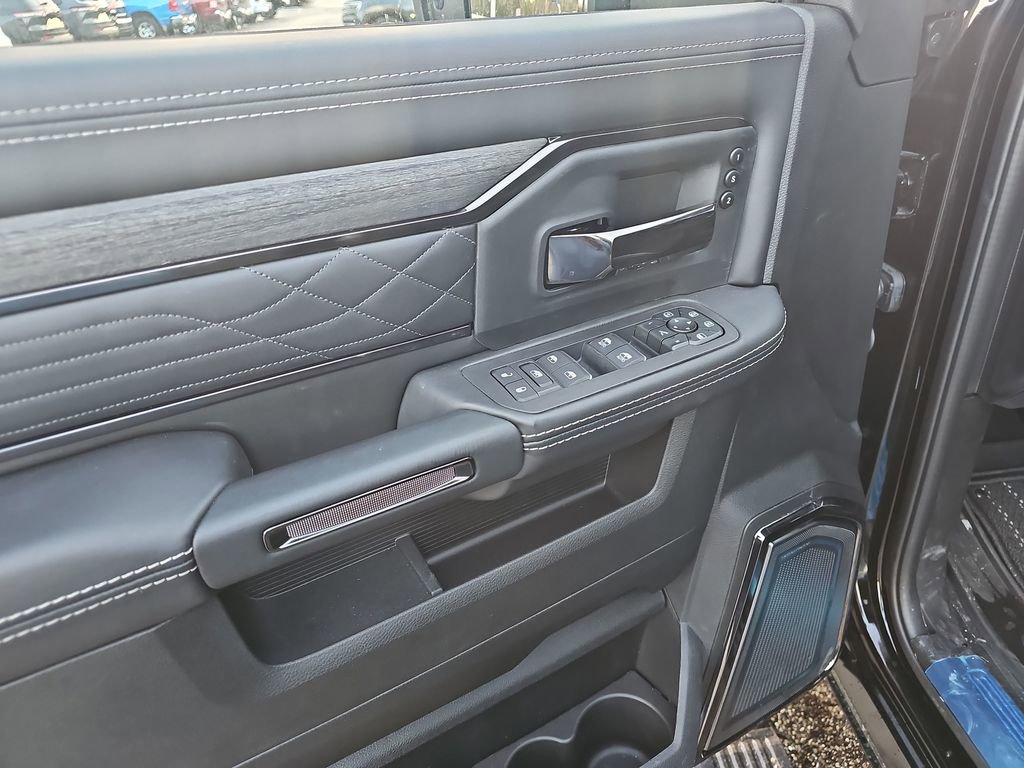 New 2026 RAM 2500 Limited image 17