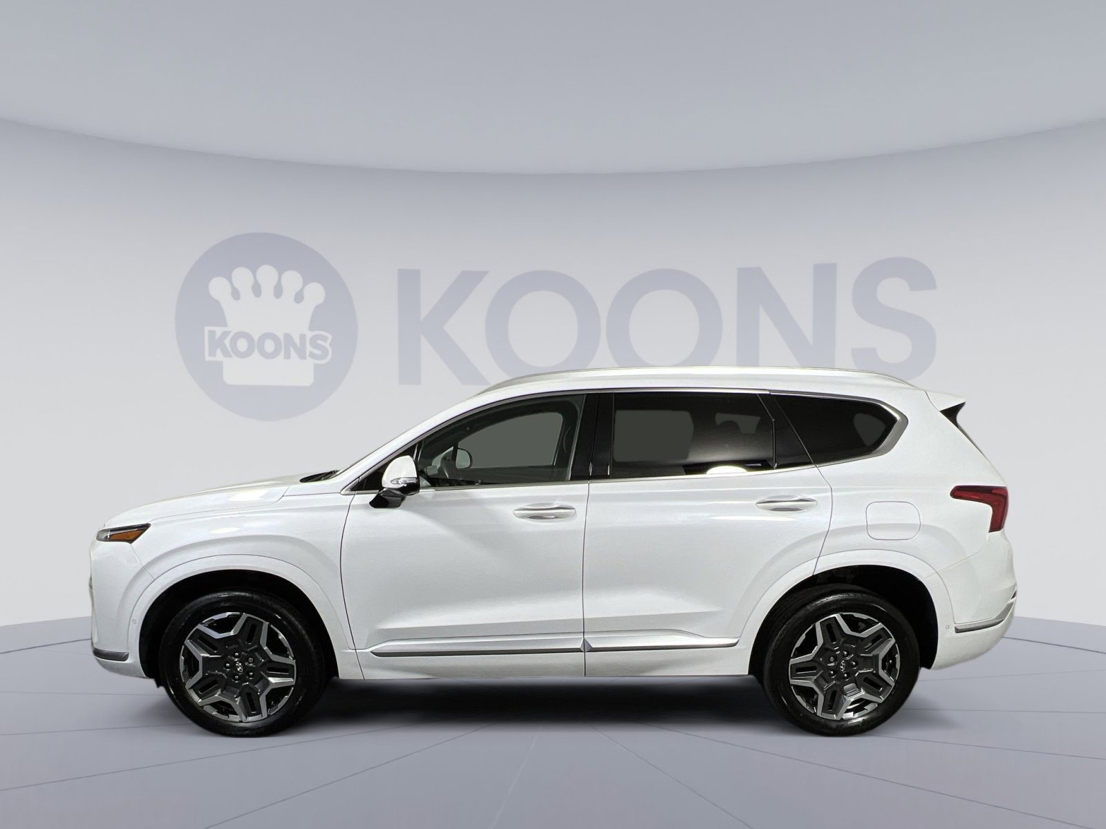 Used 2021 Hyundai Santa Fe Calligraphy image 2