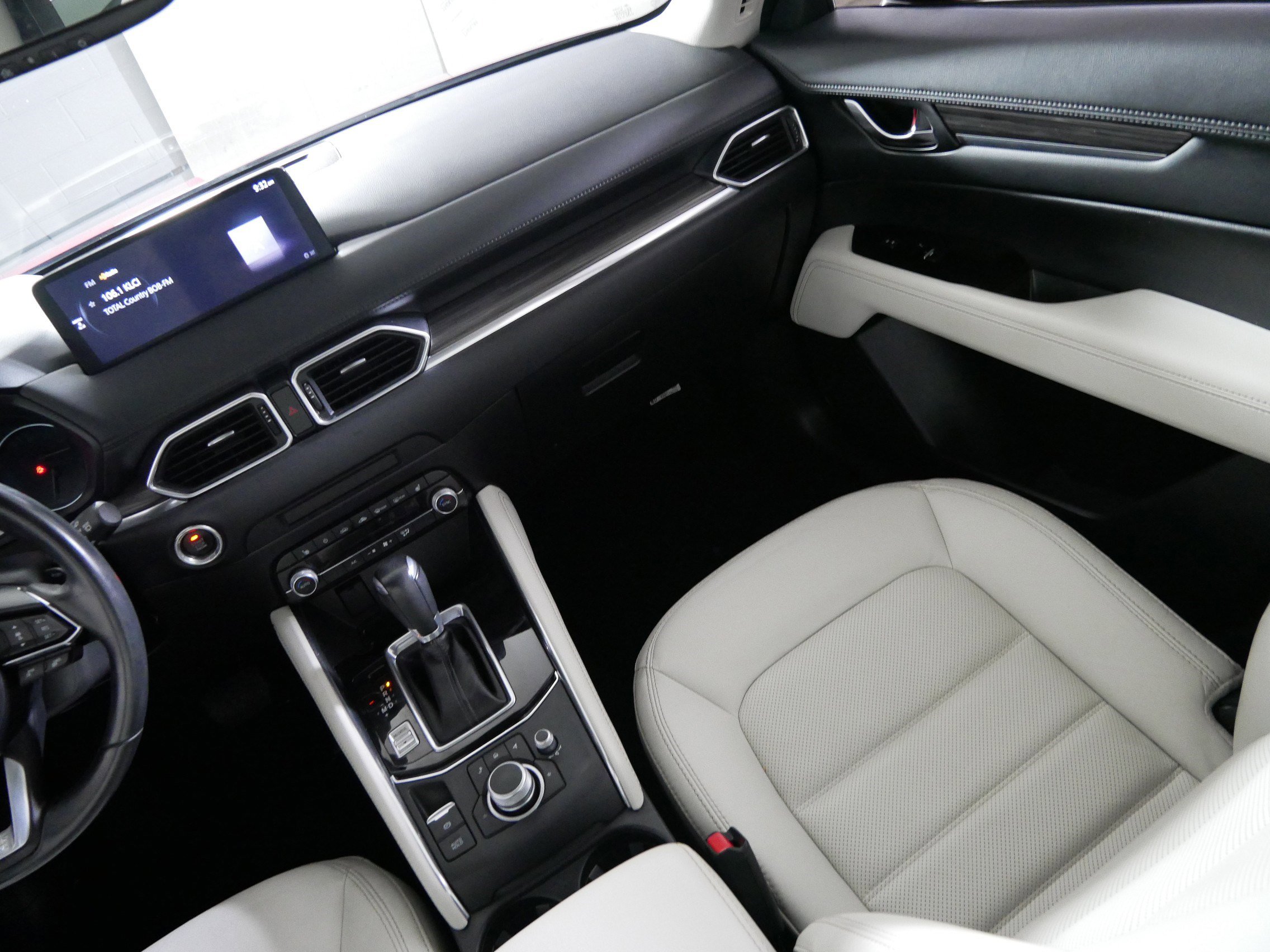 Used 2023 MAZDA CX-5 AWD 2.5 S w/ Premium Package image 11