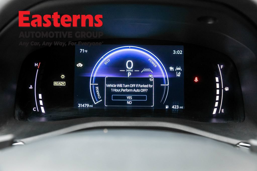 Used 2025 Toyota Camry SE FWD image 17