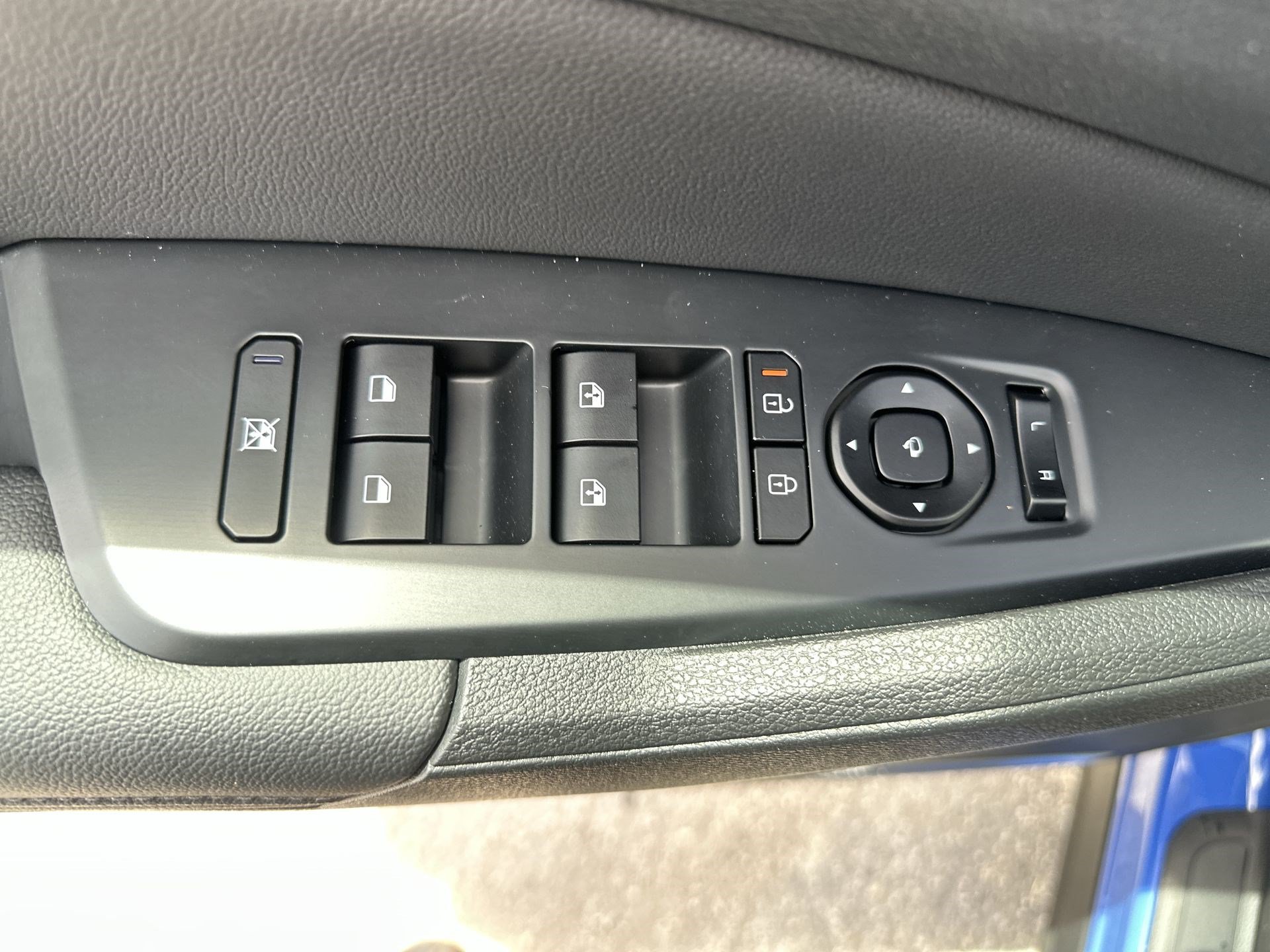 Used 2026 Kia Sportage SX FWD image 15