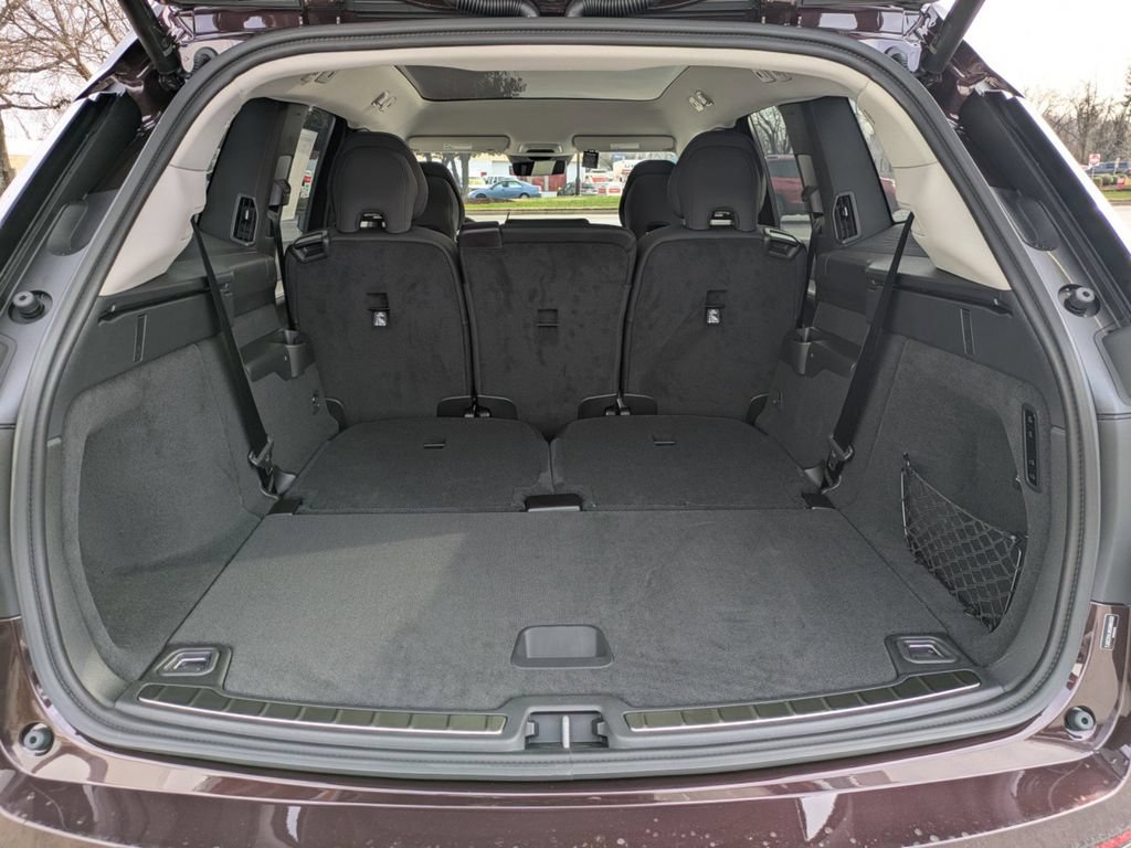 New 2025 Volvo EX90 Ultra AWD/4WD image 13