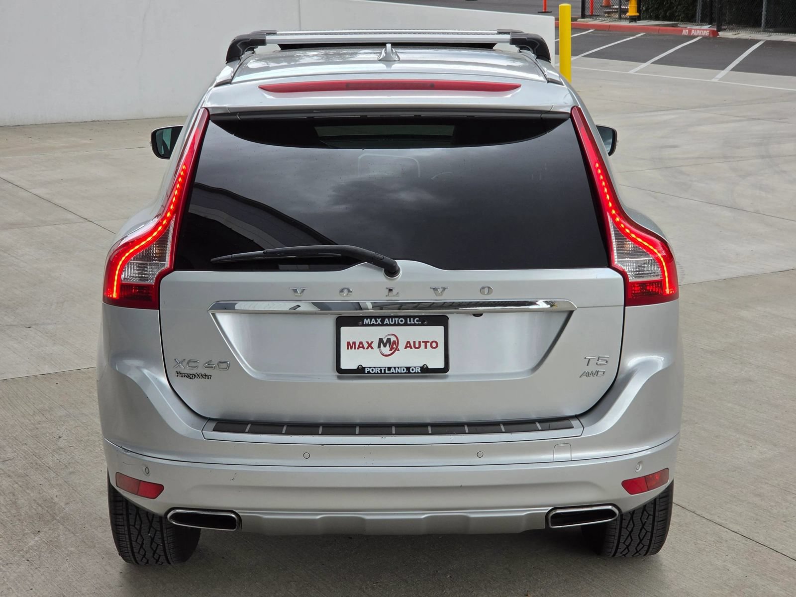 Used 2015 Volvo XC60 T5 AWD/4WD image 8