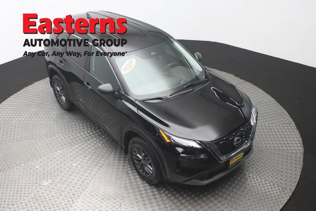 Used 2023 Nissan Rogue S AWD/4WD image 3