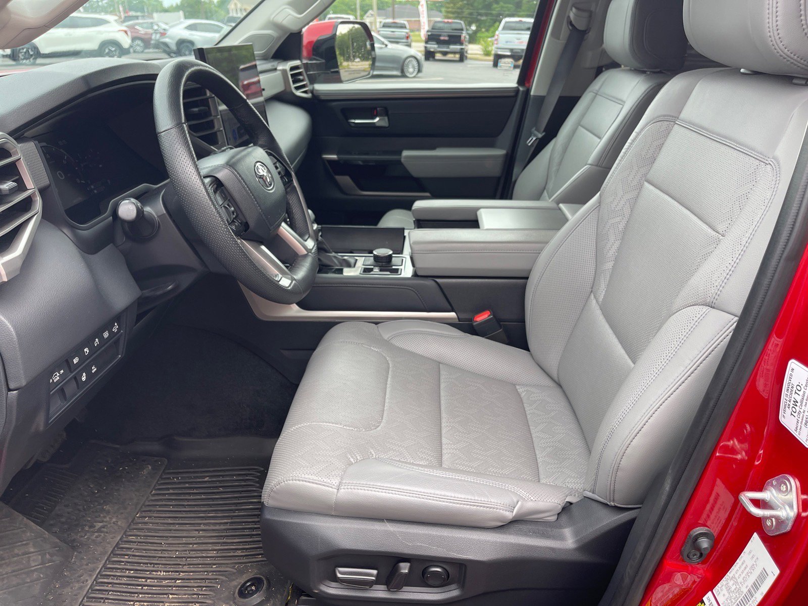 Used 2024 Toyota Sequoia Limited w/ Tow Technology Package AWD/4WD image 10