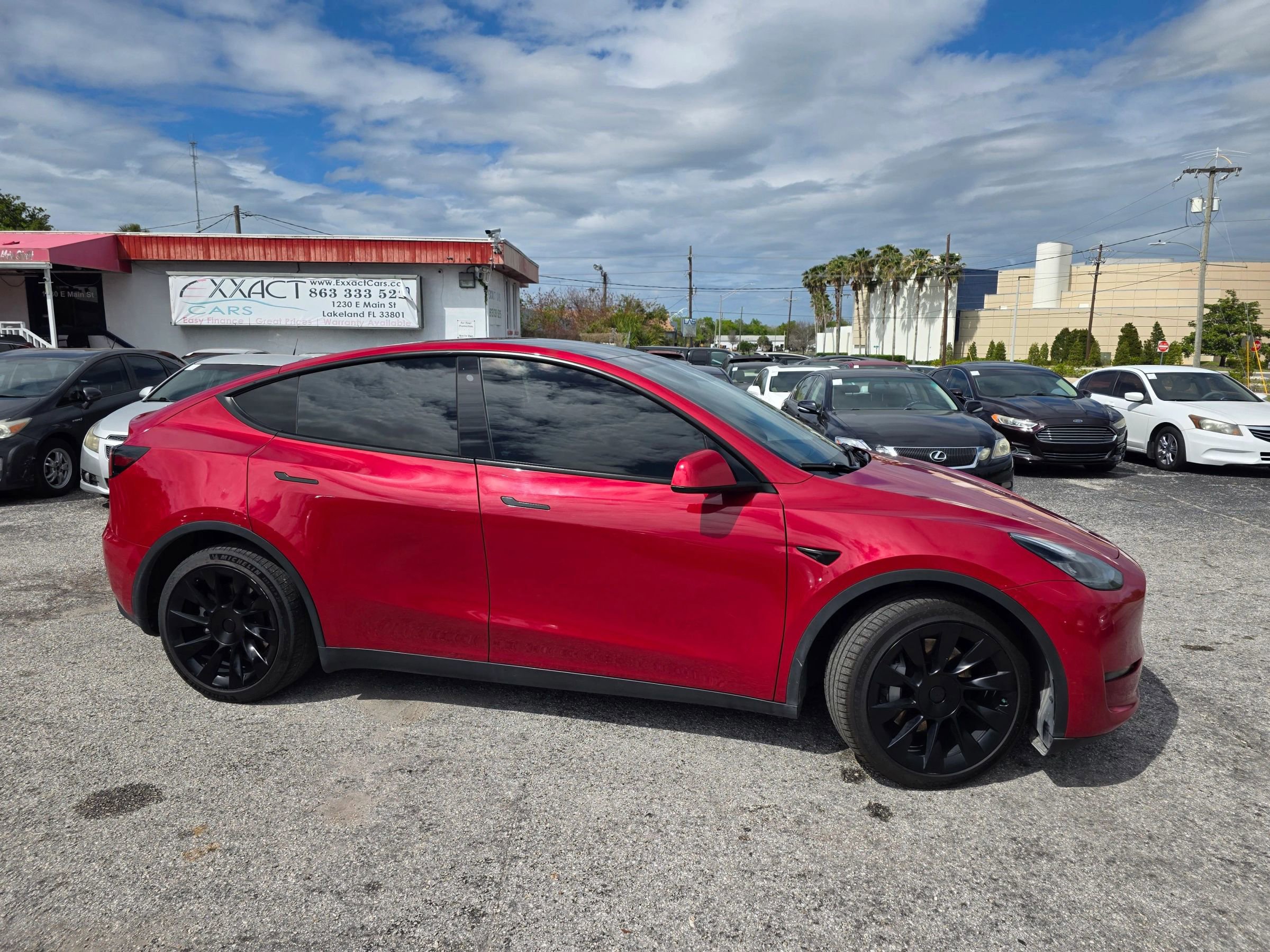 Used 2020 Tesla Model Y Long Range image 8