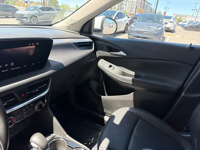 Used 2024 Buick Encore GX Sport Touring AWD/4WD image 21