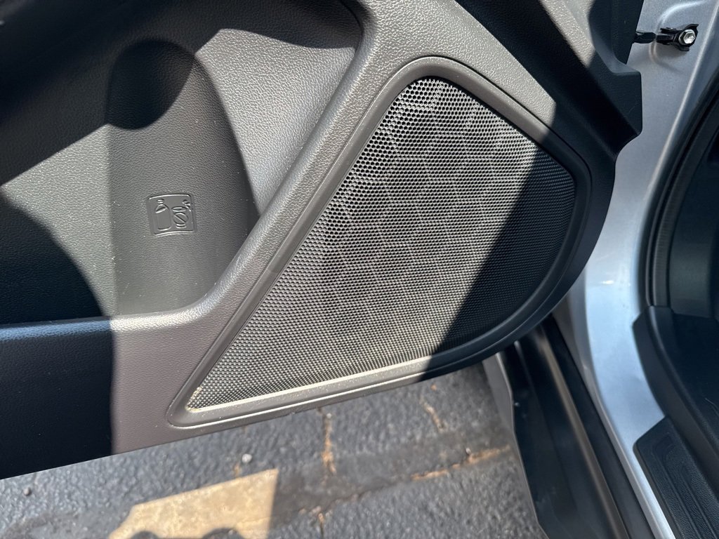 Used 2022 Subaru Outback Premium image 15