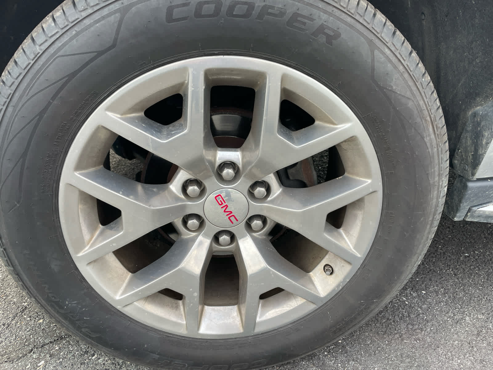 Used 2018 GMC Yukon SLT AWD/4WD image 11