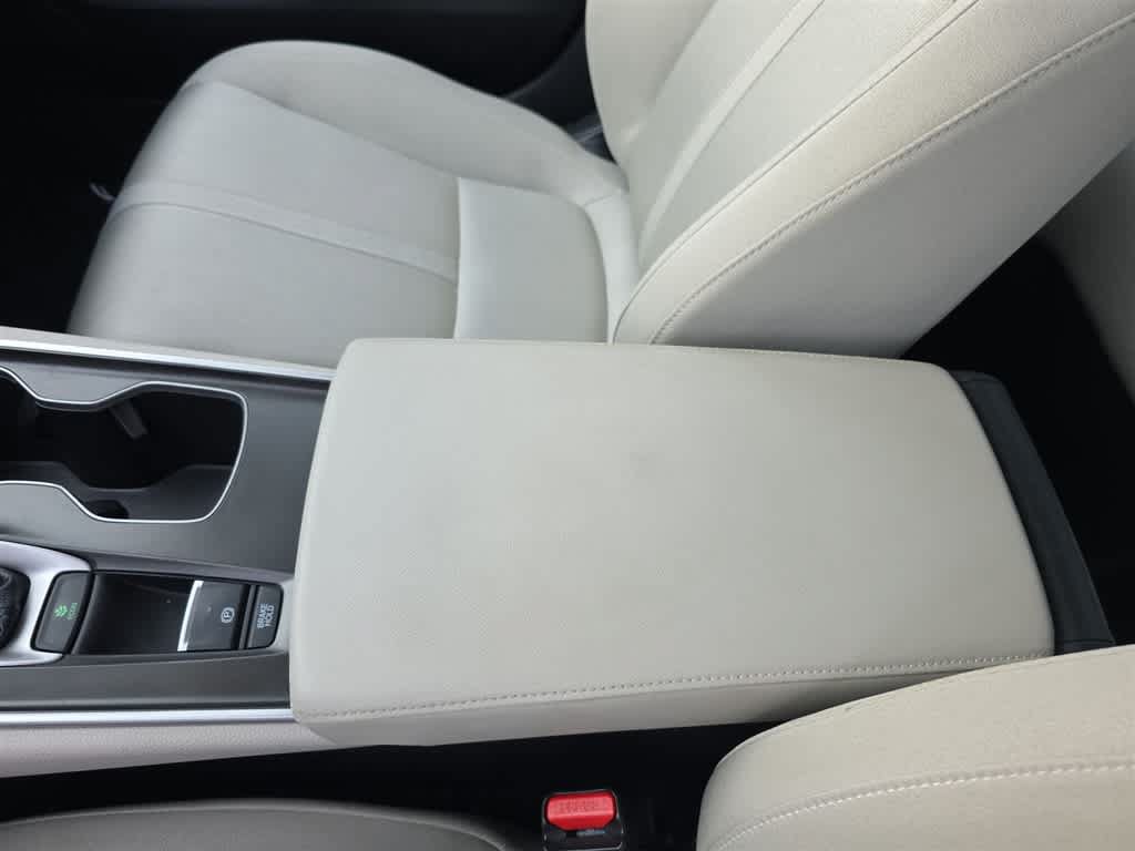 Certified 2018 Honda Accord EX image 24