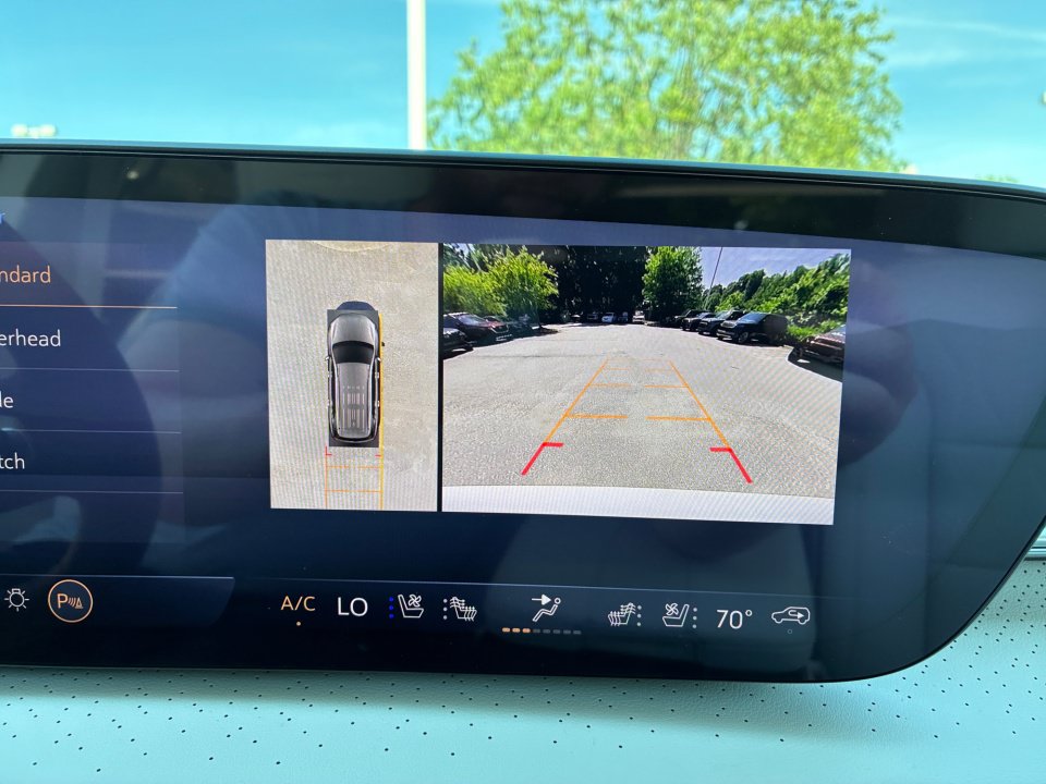 New 2026 Buick Enclave Avenir w/ Super Cruise Package FWD image 19