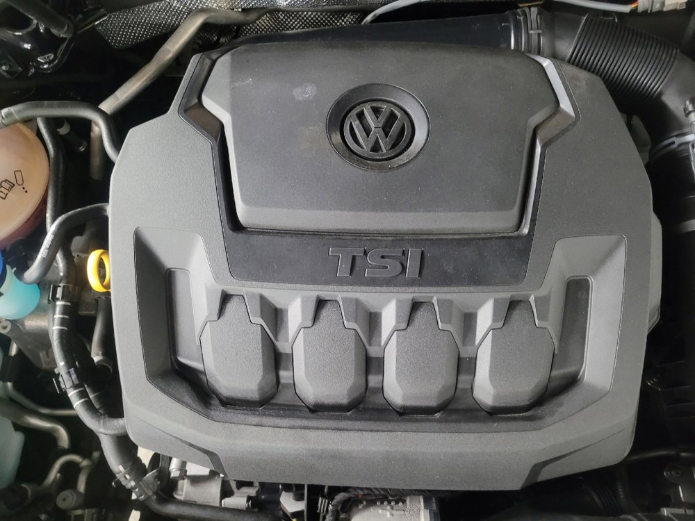 Used 2018 Volkswagen Passat 2.0T SE FWD image 30