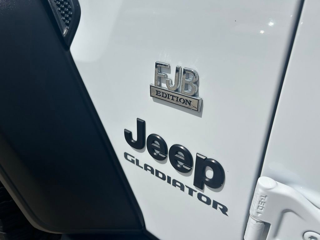 Used 2020 Jeep Gladiator Sport w/ Quick Order Package 24S image 31