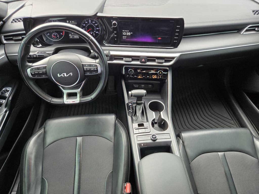 Used 2022 Kia K5 GT-Line image 16