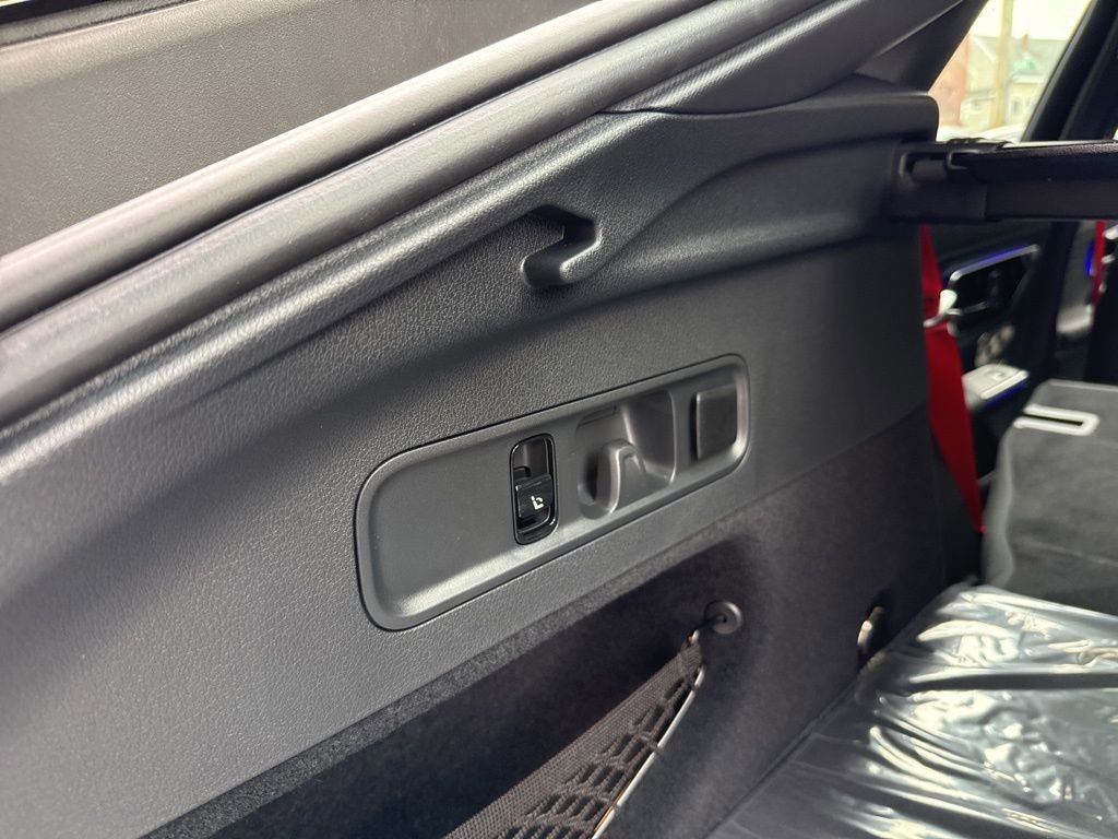 New 2025 Mercedes-Benz GLC 63 AMG S image 31