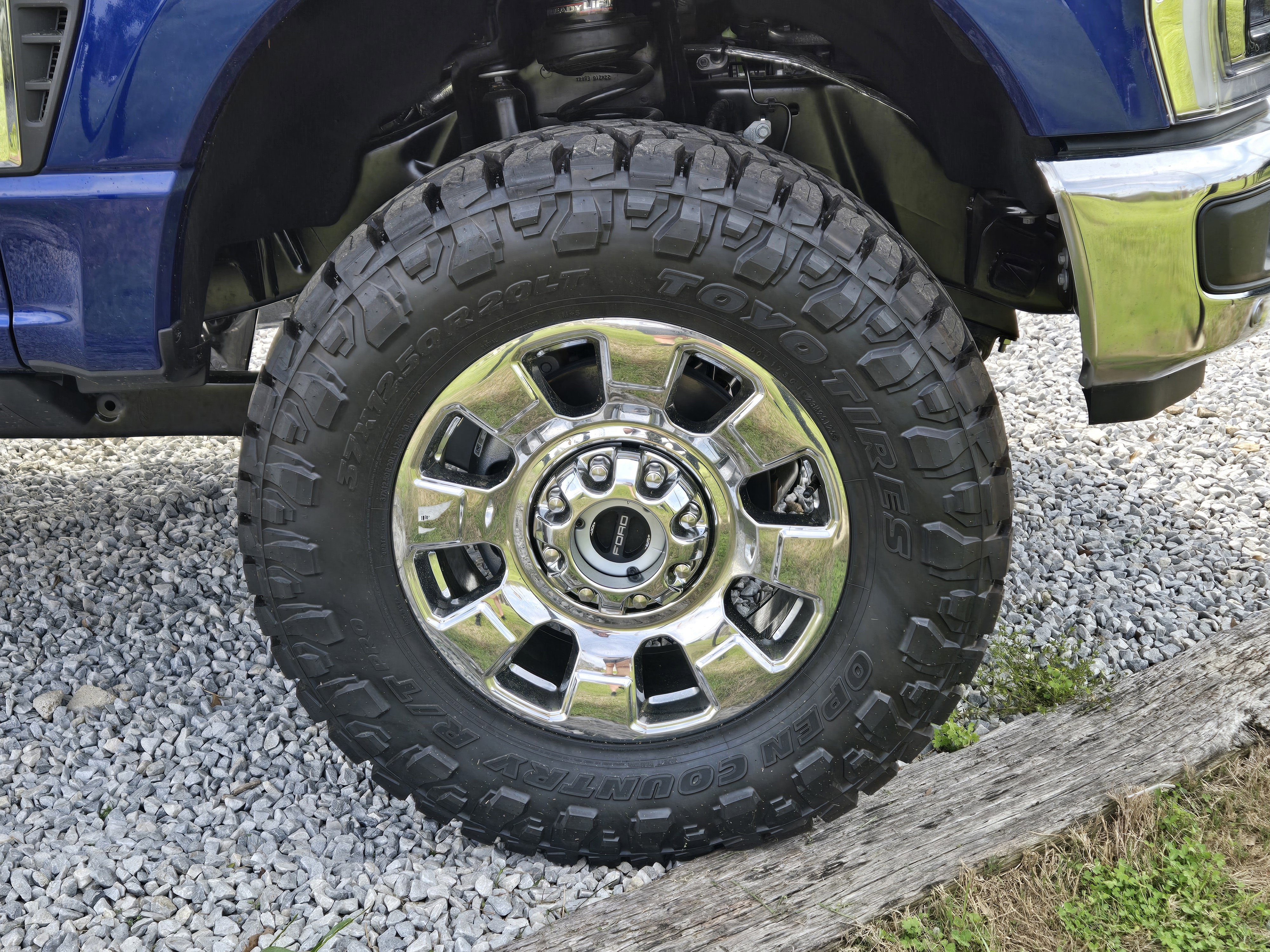 New 2026 Ford F250 Lariat w/ Lariat Ultimate Package image 11