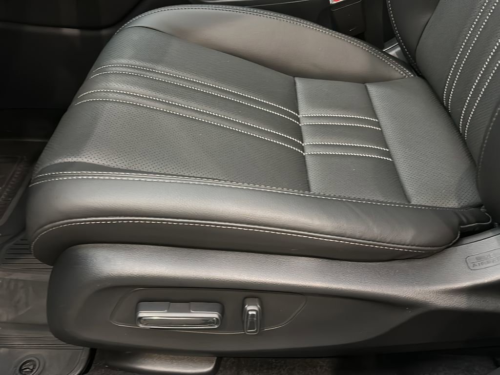 Certified 2025 Honda HR-V EX-L image 14