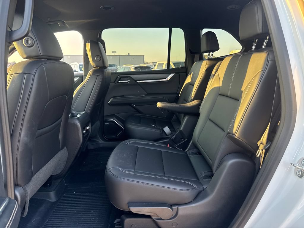 New 2026 GMC Acadia Elevation w/ Elevation Premium Package FWD image 12