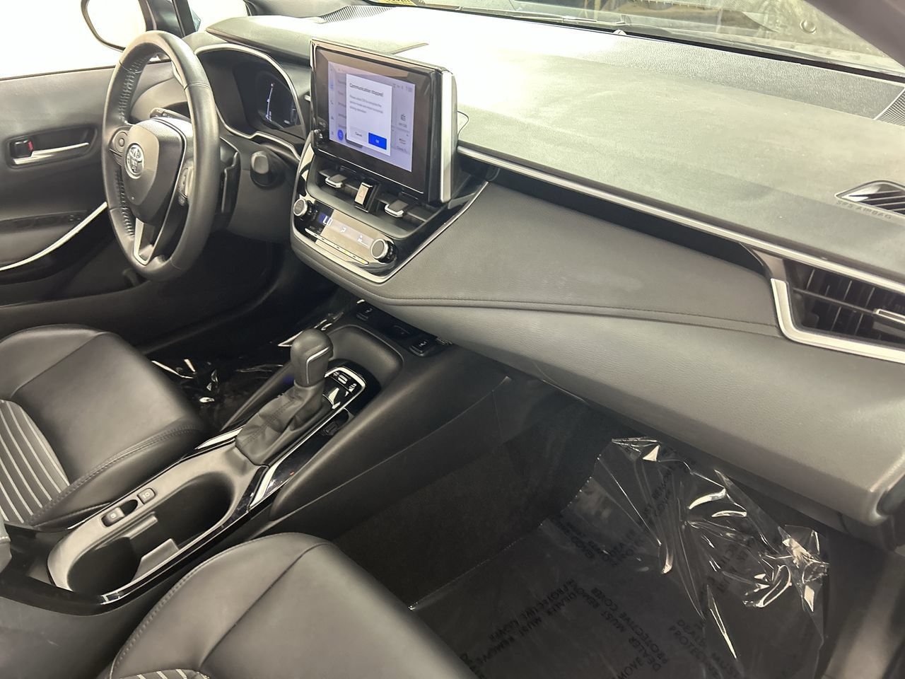 Used 2024 Toyota Corolla XSE FWD image 28