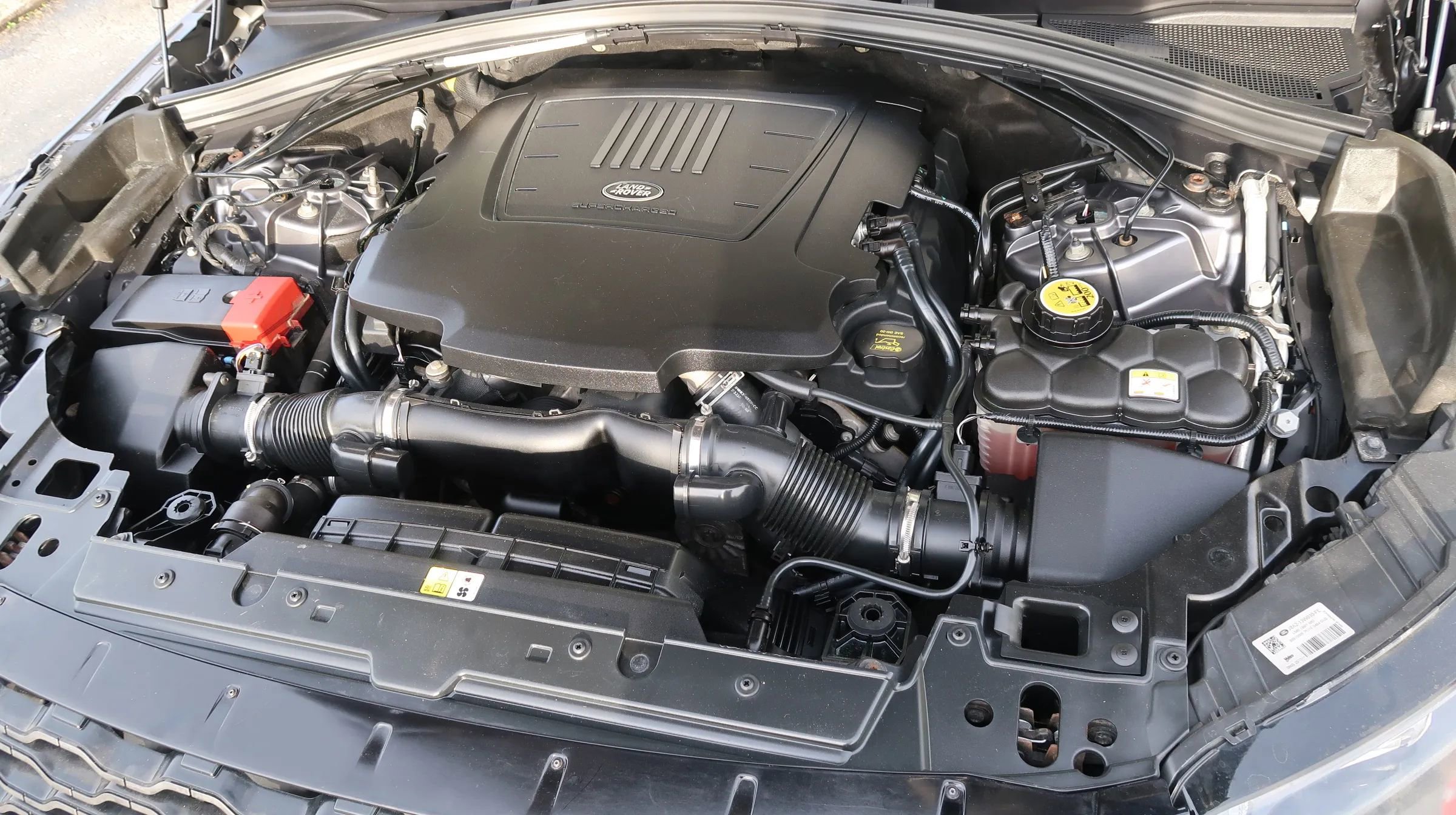 Used 2018 Land Rover Range Rover Velar image 47