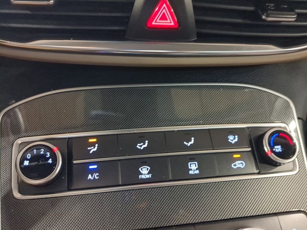 Used 2022 Hyundai Santa Fe SEL image 26