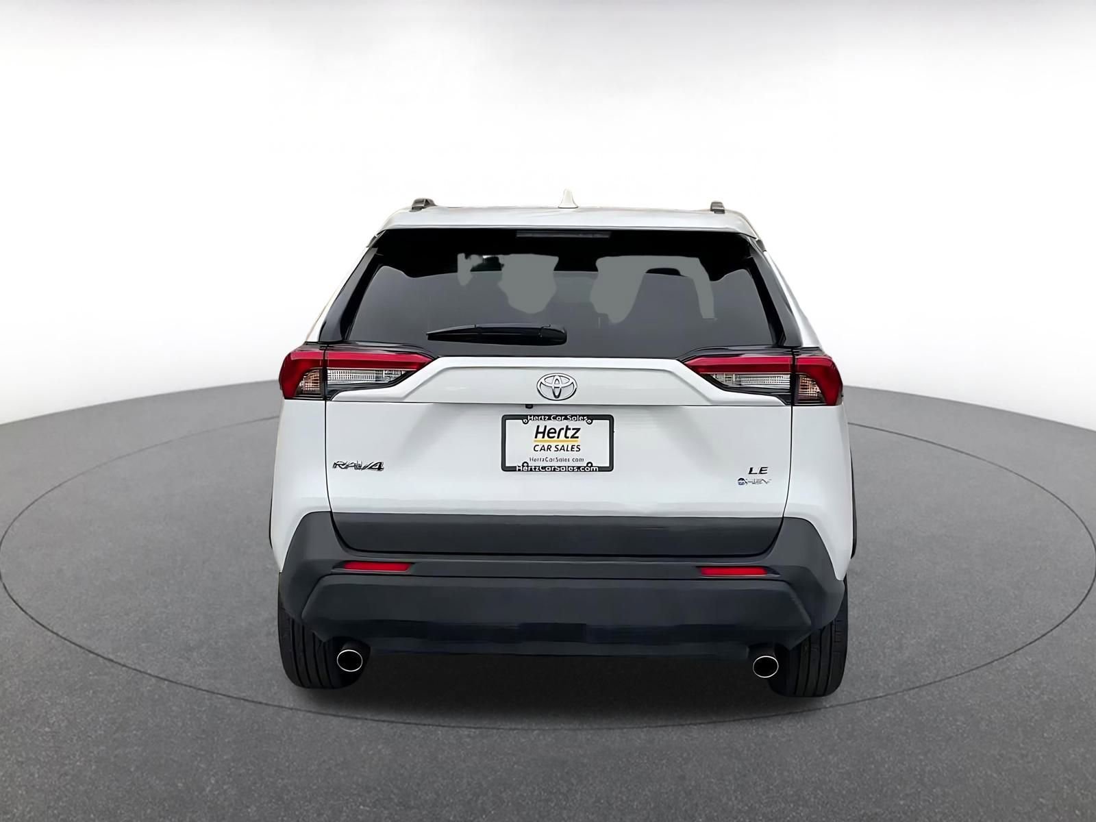 Used 2025 Toyota RAV4 LE image 12