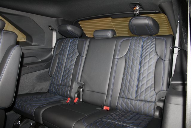 New 2025 Cadillac Escalade IQ Sport 1 w/ LPO, ONYX Package image 11