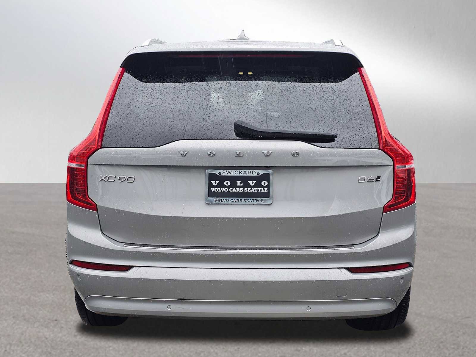 Used 2023 Volvo XC90 B6 Core w/ Protection Package Premier image 4