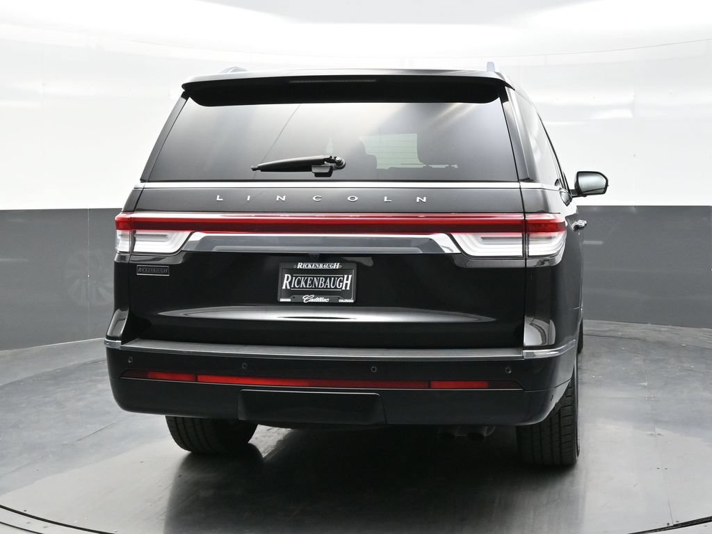 Used 2022 Lincoln Navigator Reserve AWD/4WD image 6
