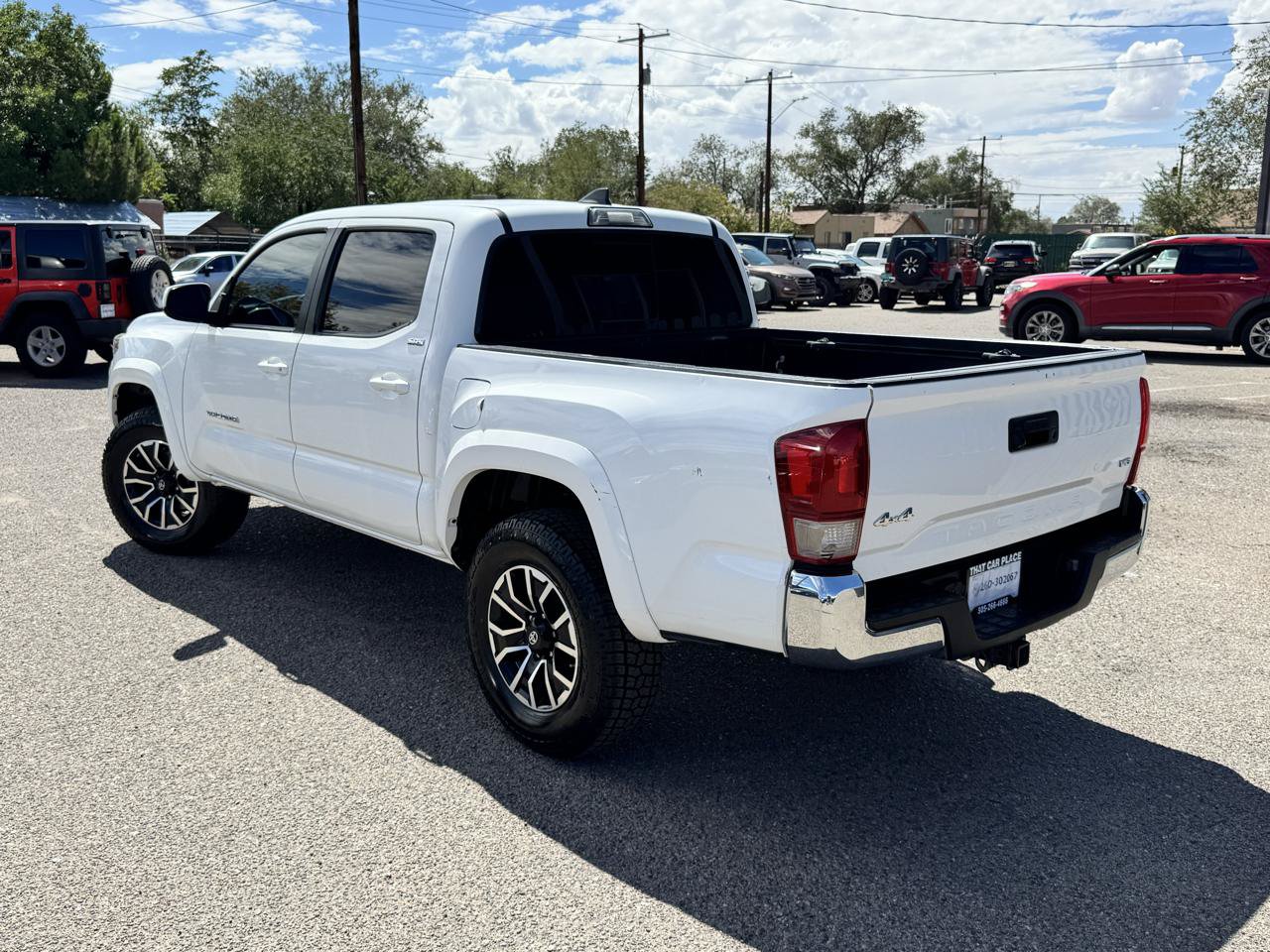 Used 2019 Toyota Tacoma SR5 AWD/4WD image 5