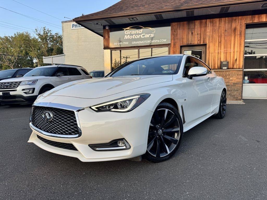 Used 2017 INFINITI Q60 3.0t w/ Premium Plus Package 3.0T AWD/4WD image 1