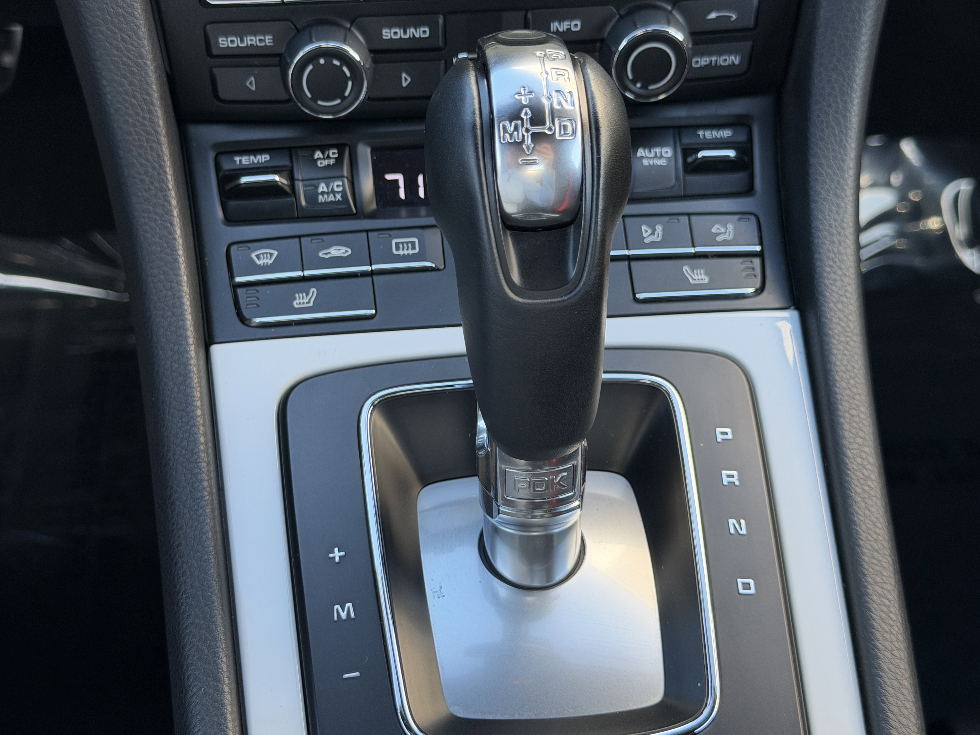 Certified 2015 Porsche Boxster S image 25